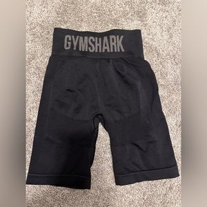Gym Shark cycling shorts size S never worn